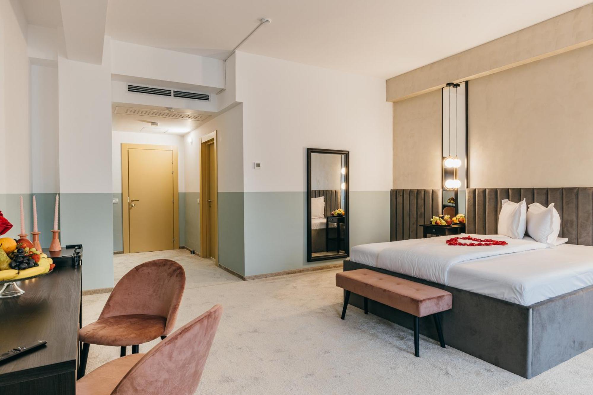 Hotel Agora Mures Târgu-Mureş 外观 照片