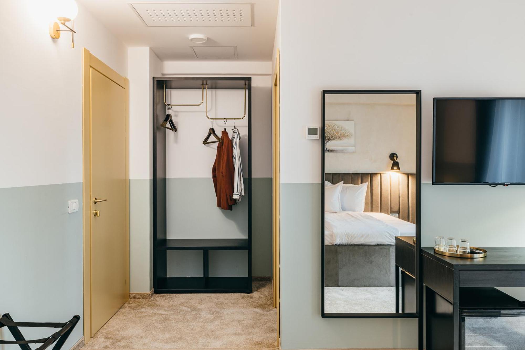 Hotel Agora Mures Târgu-Mureş 外观 照片