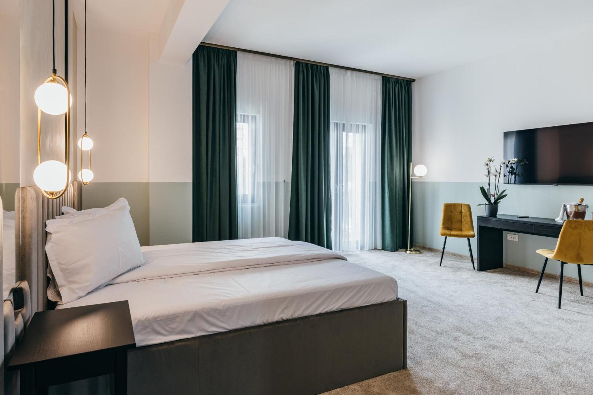 Hotel Agora Mures Târgu-Mureş 外观 照片