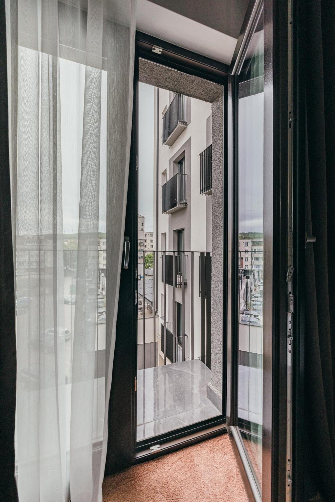 Hotel Agora Mures Târgu-Mureş 外观 照片