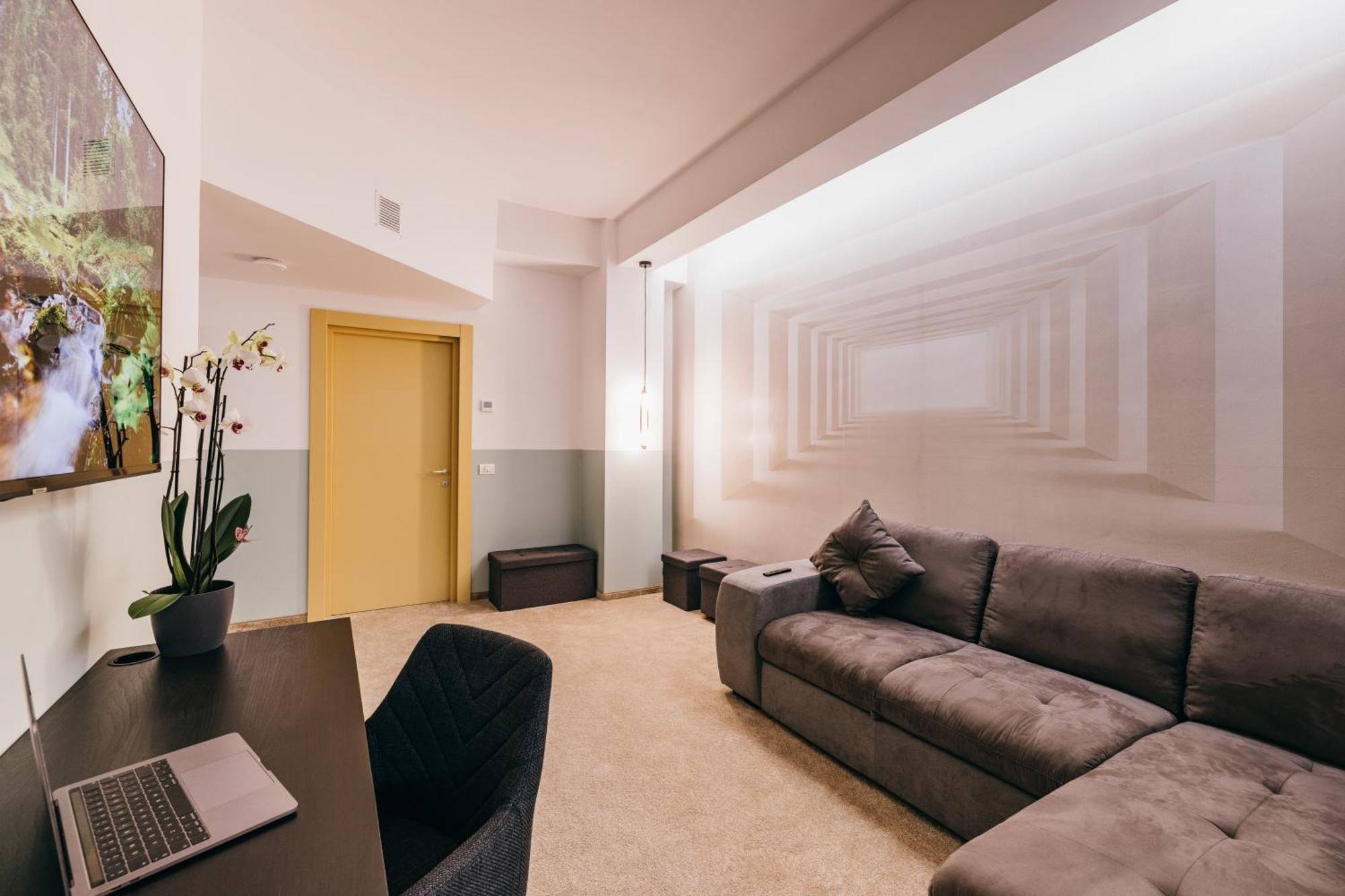 Hotel Agora Mures Târgu-Mureş 外观 照片