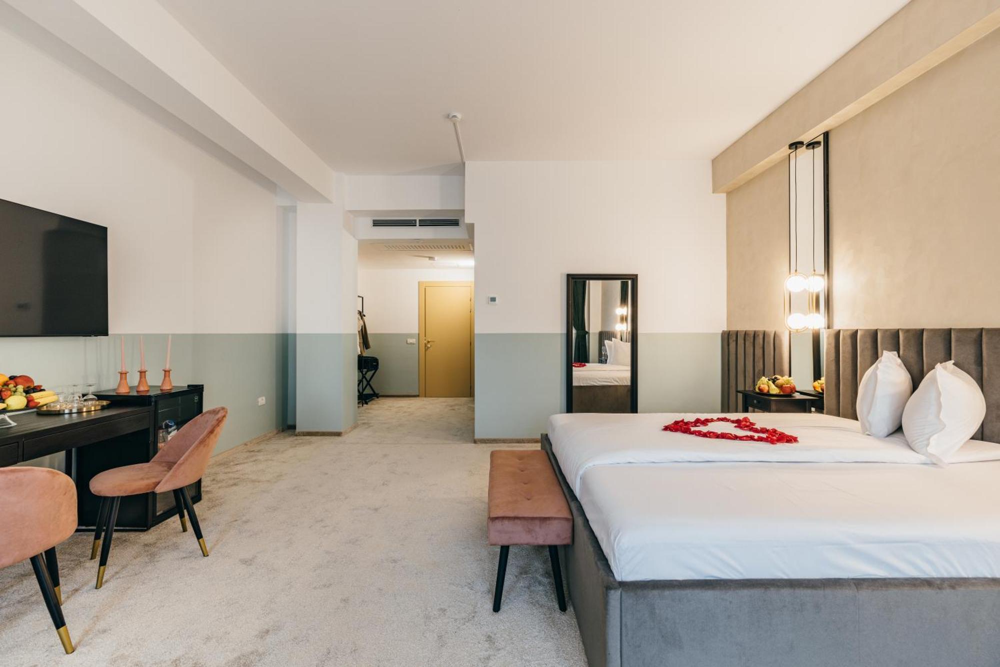 Hotel Agora Mures Târgu-Mureş 外观 照片